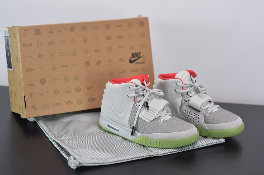 Air Yeezy 2 Pure Platinum Air Yeezy 2 Pure Platinum