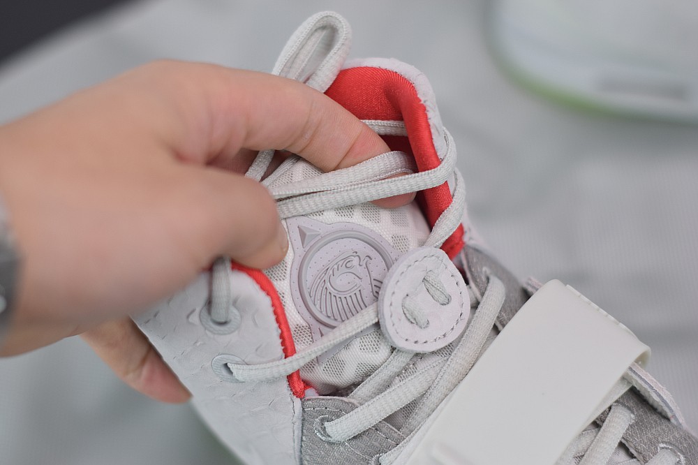 Air Yeezy 2 Pure Platinum Air Yeezy 2 Pure Platinum