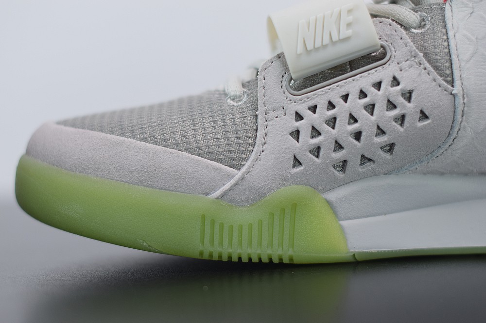 Air Yeezy 2 Pure Platinum Air Yeezy 2 Pure Platinum