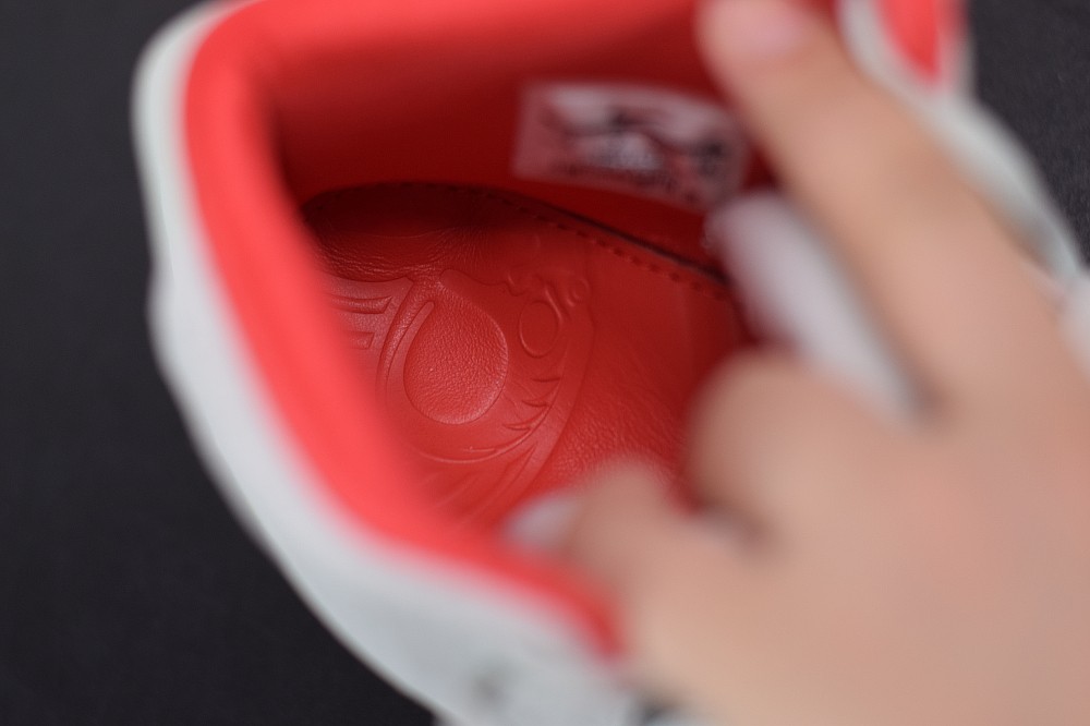 Air Yeezy 2 Pure Platinum Air Yeezy 2 Pure Platinum