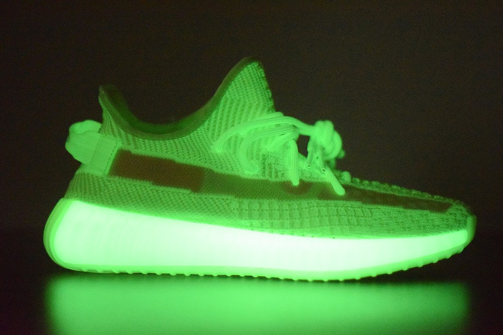 Yeezy Boost 350 V2 Glow Yeezy Boost 350 V2 Glow