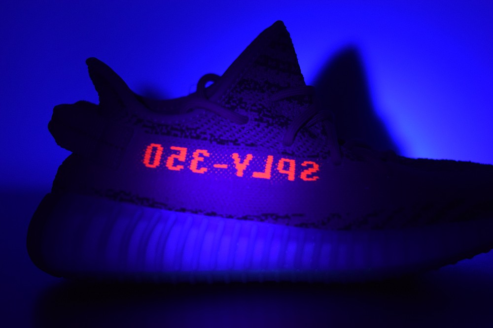 Yeezy Boost 350 V2 Beluga 2.0 Yeezy Boost 350 V2 Beluga 2.0