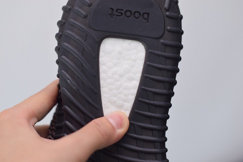 Yeezy Boost 350 V2 Yecheil (Non-Reflective) Yeezy Boost 350 V2 Yecheil (Non-Reflective)