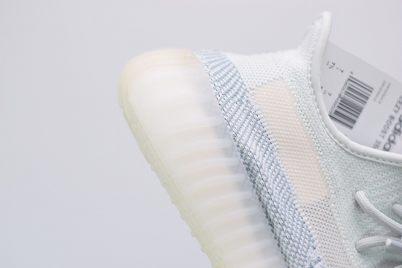 Yeezy Boost 350 V2 Clud White (Non-Reflective) Yeezy Boost 350 V2 Clud White (Non-Reflective)