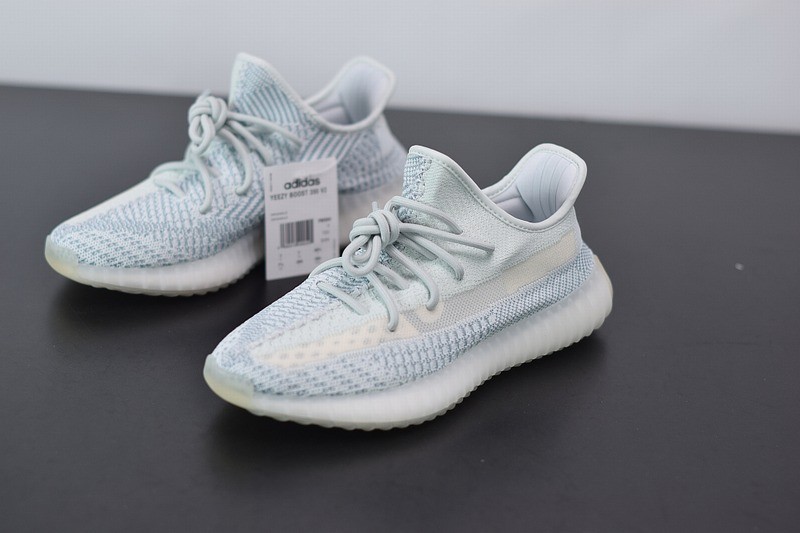 Yeezy Boost 350 V2 Clud White (Non-Reflective) Yeezy Boost 350 V2 Clud White (Non-Reflective)