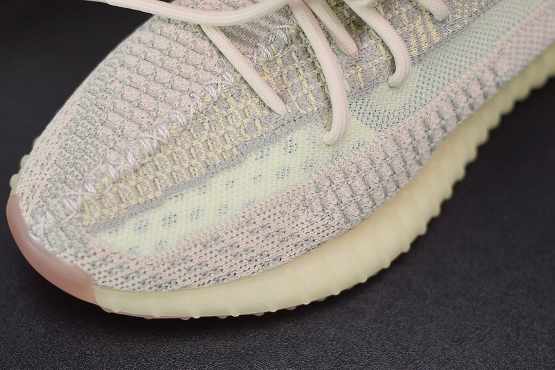 Yeezy Boost 350 V2 Citrin (Non-Reflective) Yeezy Boost 350 V2 Citrin (Non-Reflective)