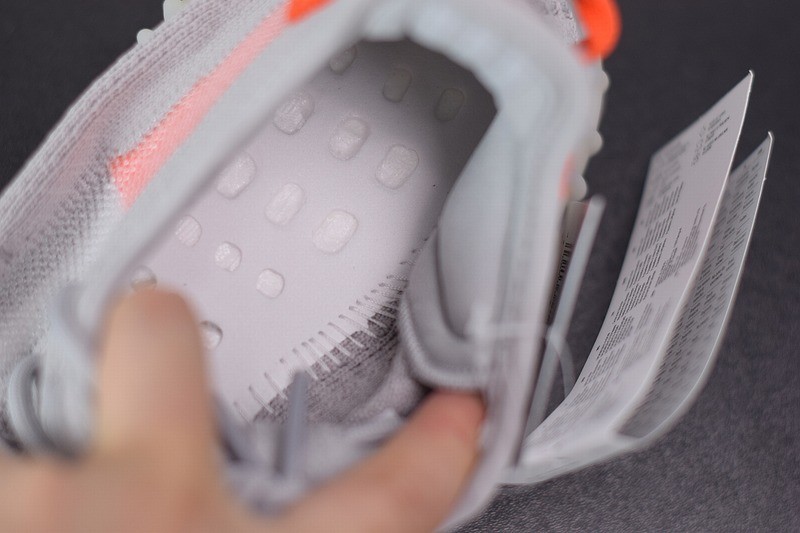Yeezy Boost 350 V2 Tail Light Yeezy Boost 350 V2 Tail Light