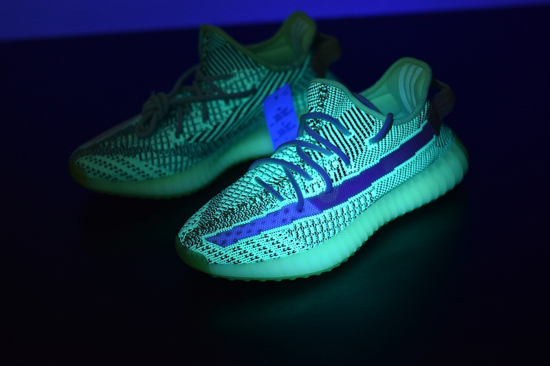 Yeezy Boost 350 V2 Yeezreel (Non-Reflective) Yeezy Boost 350 V2 Yeezreel (Non-Reflective)