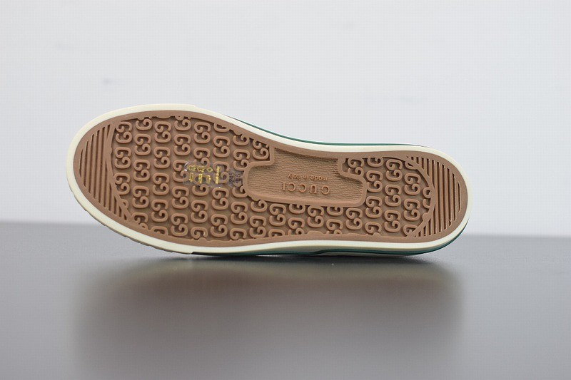 Men's Disney x Gucci Tennis 1977 sneaker with Web Men's Disney x Gucci Tennis 1977 sneaker with Web