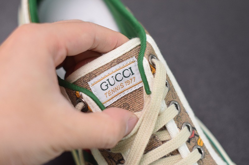 Men's Disney x Gucci Tennis 1977 sneaker with Web Men's Disney x Gucci Tennis 1977 sneaker with Web