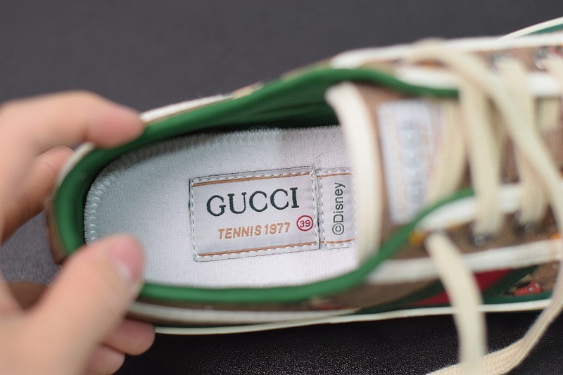 Men's Disney x Gucci Tennis 1977 sneaker with Web Men's Disney x Gucci Tennis 1977 sneaker with Web