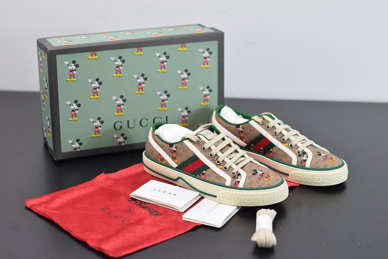 Men's Disney x Gucci Tennis 1977 sneaker with Web Men's Disney x Gucci Tennis 1977 sneaker with Web