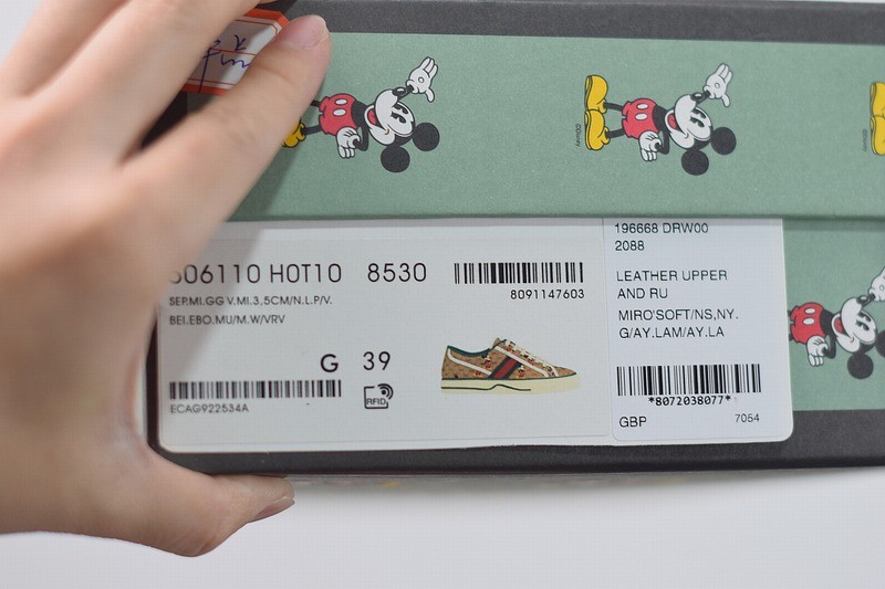 Men's Disney x Gucci Tennis 1977 sneaker with Web Men's Disney x Gucci Tennis 1977 sneaker with Web