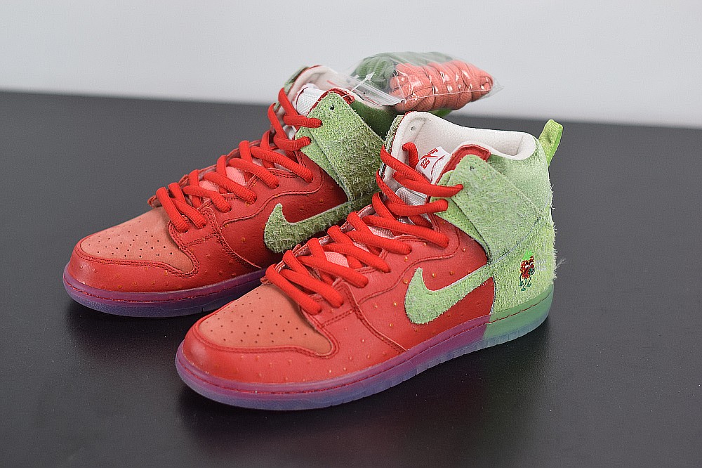 Nike SB Dunk High Strawberry Coungh Nike SB Dunk High Strawberry Coungh