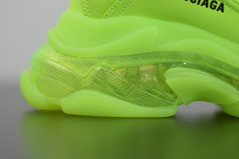 Balenciaga Triple S Clearsole Fluo Yellow Balenciaga Triple S Clearsole Fluo Yellow