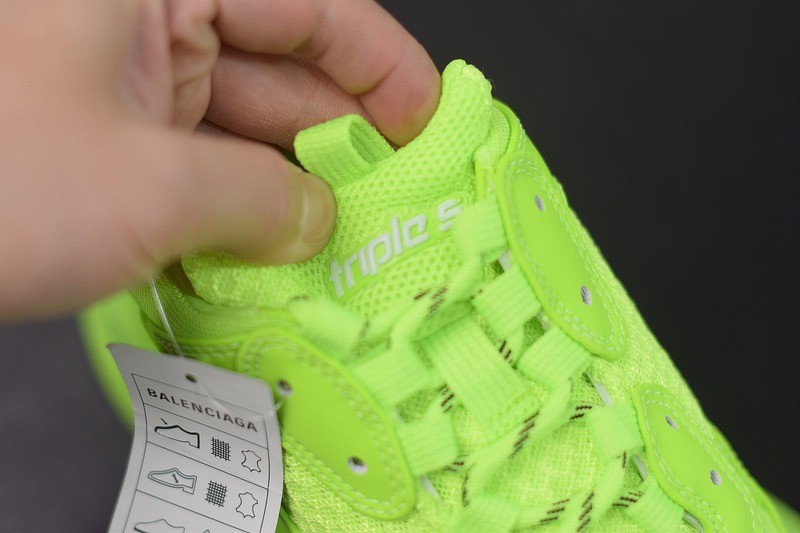 Balenciaga Triple S Clearsole Fluo Yellow Balenciaga Triple S Clearsole Fluo Yellow