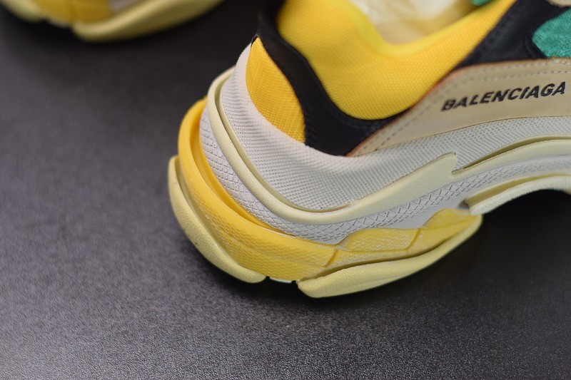 Balenciaga Triple S Curry Balenciaga Triple S Curry