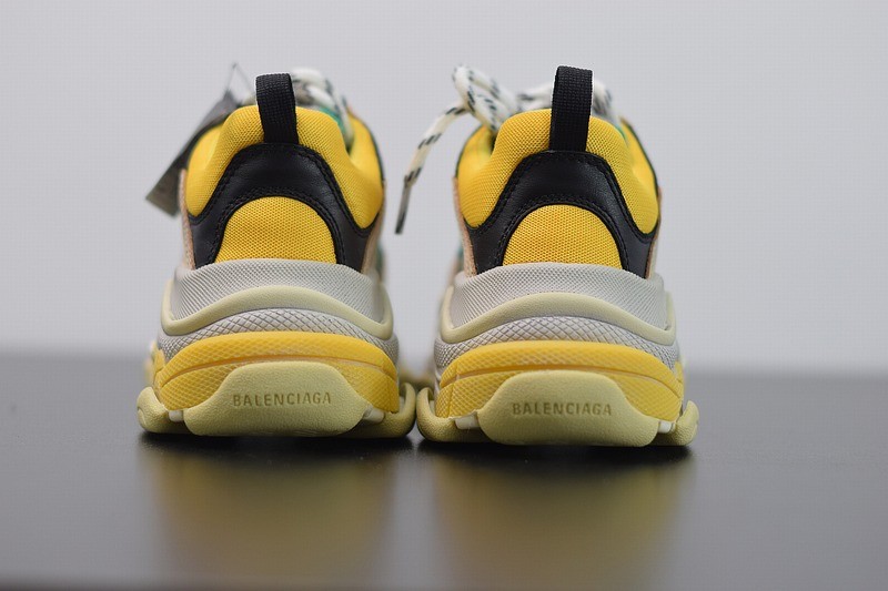 Balenciaga Triple S Curry Balenciaga Triple S Curry