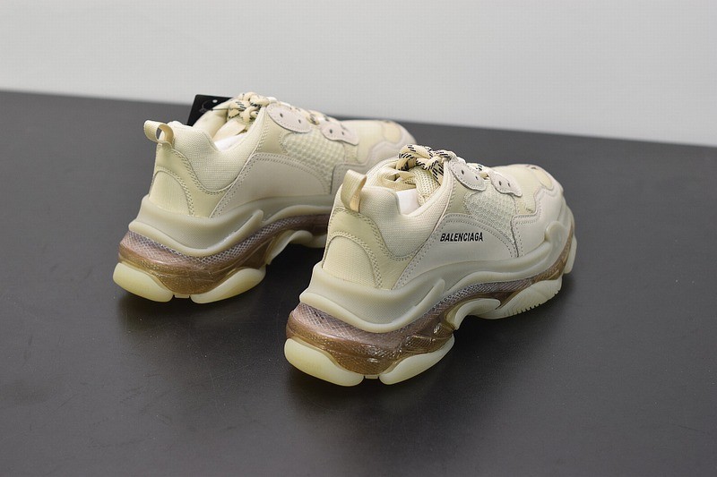 Balenciaga Triple S Off-White Balenciaga Triple S Off-White