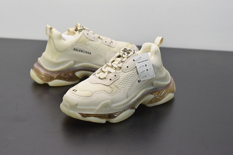 Balenciaga Triple S Off-White Balenciaga Triple S Off-White