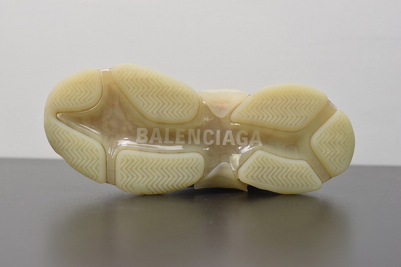 Balenciaga Triple S Off-White Balenciaga Triple S Off-White