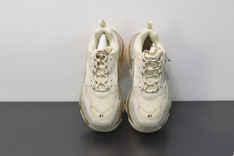 Balenciaga Triple S Off-White Balenciaga Triple S Off-White
