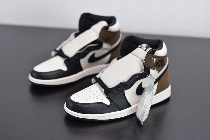Jordan 1 Retro High Dark Mocha Jordan 1 Retro High Dark Mocha