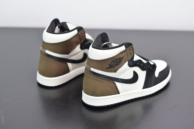 Jordan 1 Retro High Dark Mocha Jordan 1 Retro High Dark Mocha