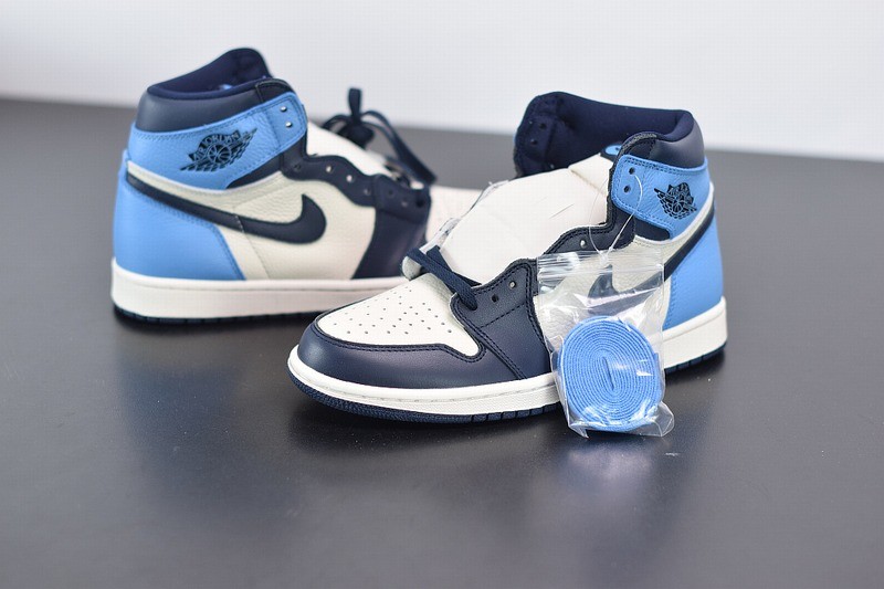 Jordan 1 Retro High Obsidian UNC Jordan 1 Retro High Obsidian UNC