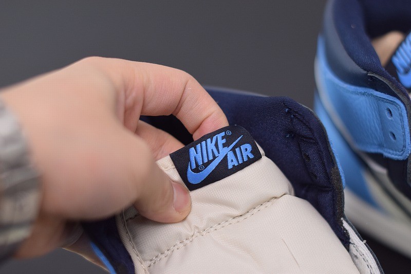 Jordan 1 Retro High Obsidian UNC Jordan 1 Retro High Obsidian UNC