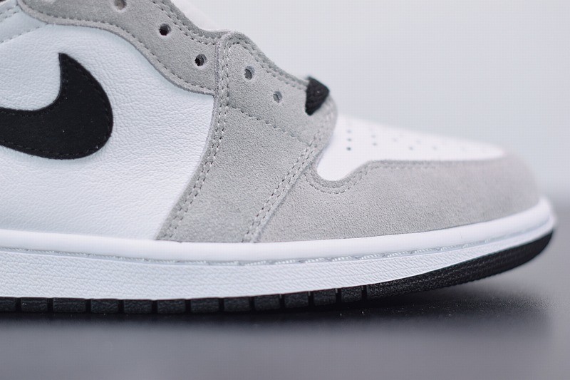 Jordan 1 Retro High Light Smoke Grey Jordan 1 Retro High Light Smoke Grey