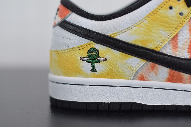 Nike SB Dunk Low Raygun Tie-Dye Black Nike SB Dunk Low Raygun Tie-Dye Black