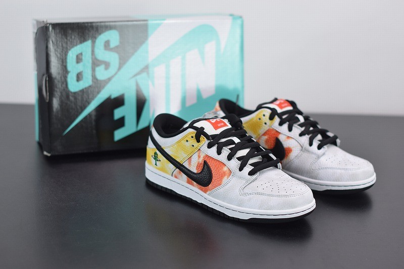 Nike SB Dunk Low Raygun Tie-Dye Black Nike SB Dunk Low Raygun Tie-Dye Black