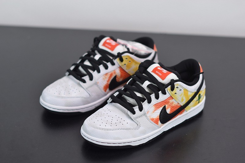 Nike SB Dunk Low Raygun Tie-Dye Black Nike SB Dunk Low Raygun Tie-Dye Black