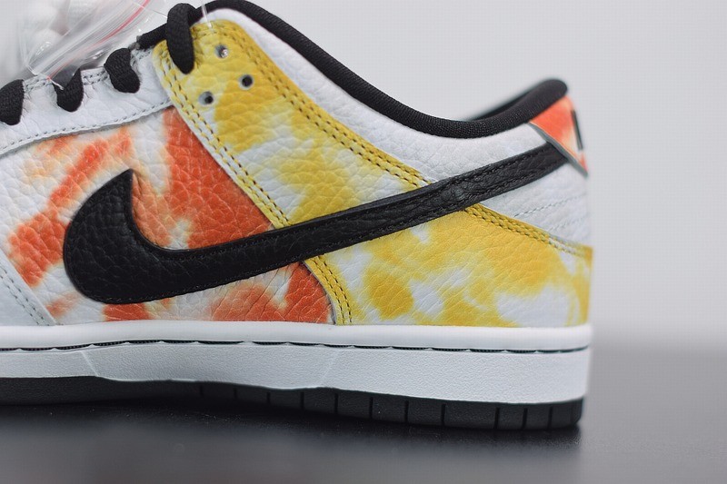 Nike SB Dunk Low Raygun Tie-Dye Black Nike SB Dunk Low Raygun Tie-Dye Black