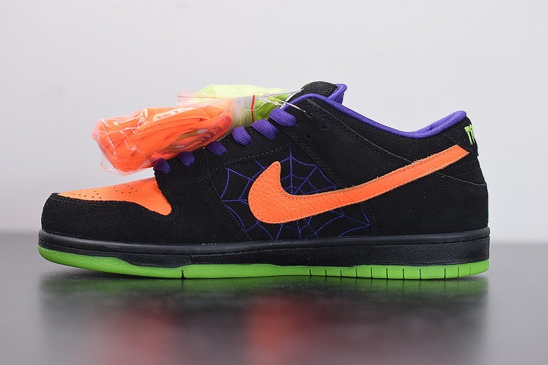 Nike SB Dunk Low Night of Mischief Halloween Nike SB Dunk Low Night of Mischief Halloween