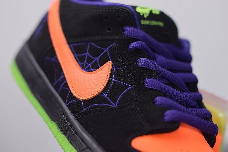 Nike SB Dunk Low Night of Mischief Halloween Nike SB Dunk Low Night of Mischief Halloween