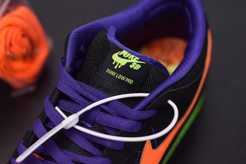 Nike SB Dunk Low Night of Mischief Halloween Nike SB Dunk Low Night of Mischief Halloween