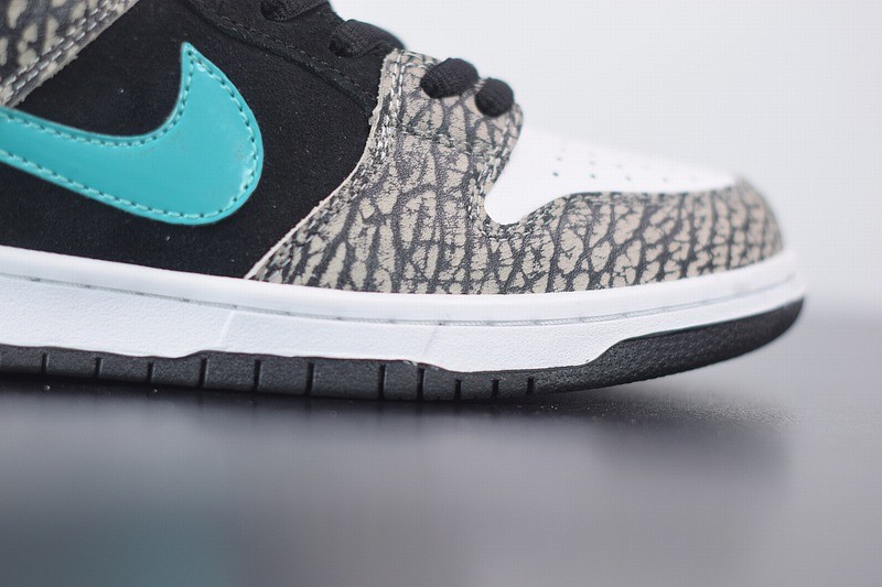 Nike SB Dunk Low BL IST.JHONS Nike SB Dunk Low BL IST.JHONS