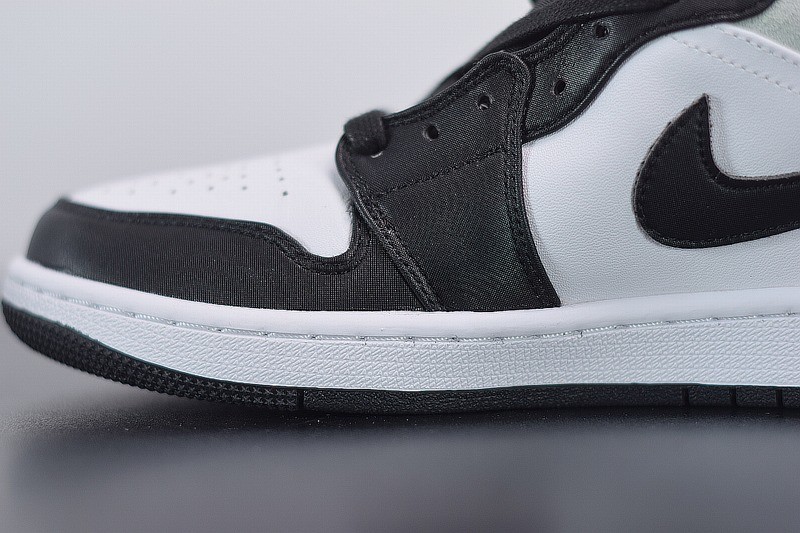 Jordan 1 Mid SE Union Black Toe Jordan 1 Mid SE Union Black Toe