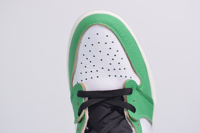 Jordan 1 Retro High Lucky Green Jordan 1 Retro High Lucky Green