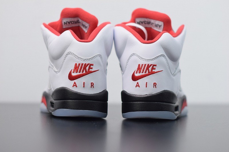 Jordan 5 Retro Fire Red Silver Tongue Jordan 5 Retro Fire Red Silver Tongue
