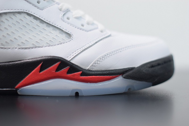 Jordan 5 Retro Fire Red Silver Tongue Jordan 5 Retro Fire Red Silver Tongue