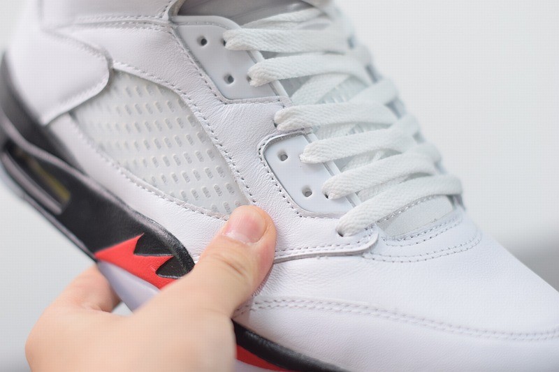 Jordan 5 Retro Fire Red Silver Tongue Jordan 5 Retro Fire Red Silver Tongue
