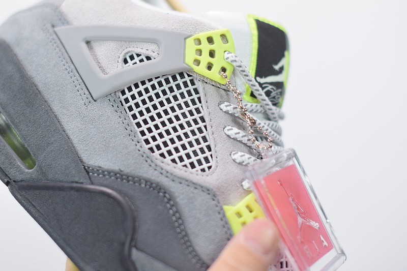 Jordan 4 Retro SE 95 Neon Jordan 4 Retro SE 95 Neon