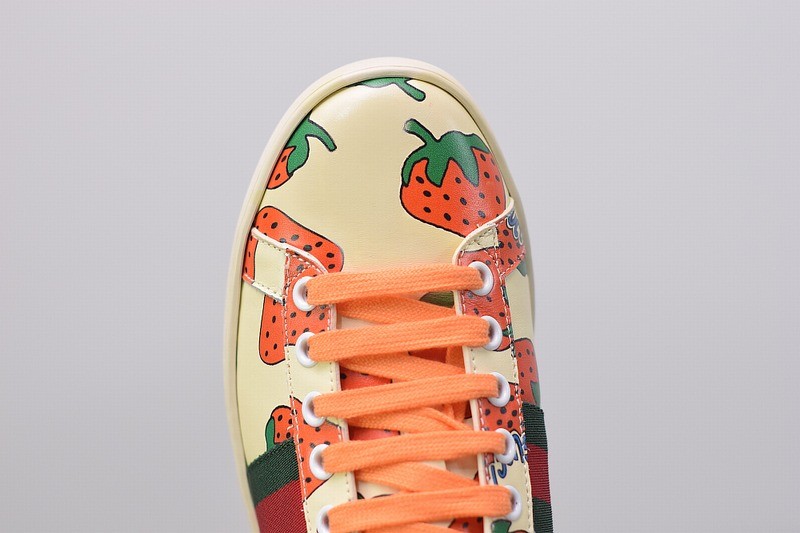Gucci Ace Strawberry Sneaker Gucci Ace Strawberry Sneaker