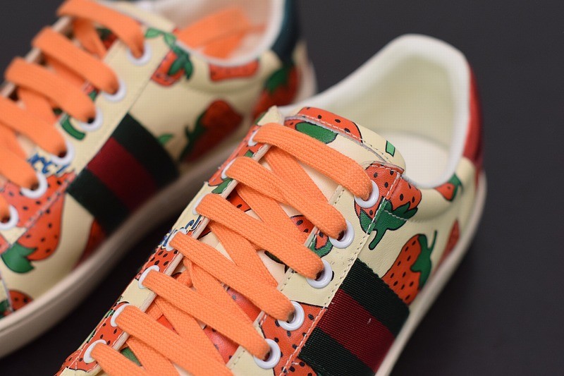 Gucci Ace Strawberry Sneaker Gucci Ace Strawberry Sneaker