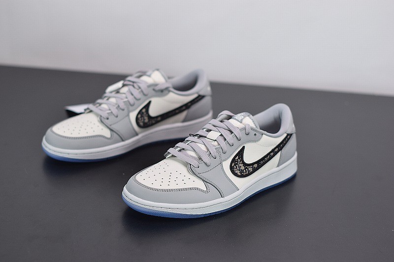 Jordan 1 Retro Low Dior Jordan 1 Retro Low Dior