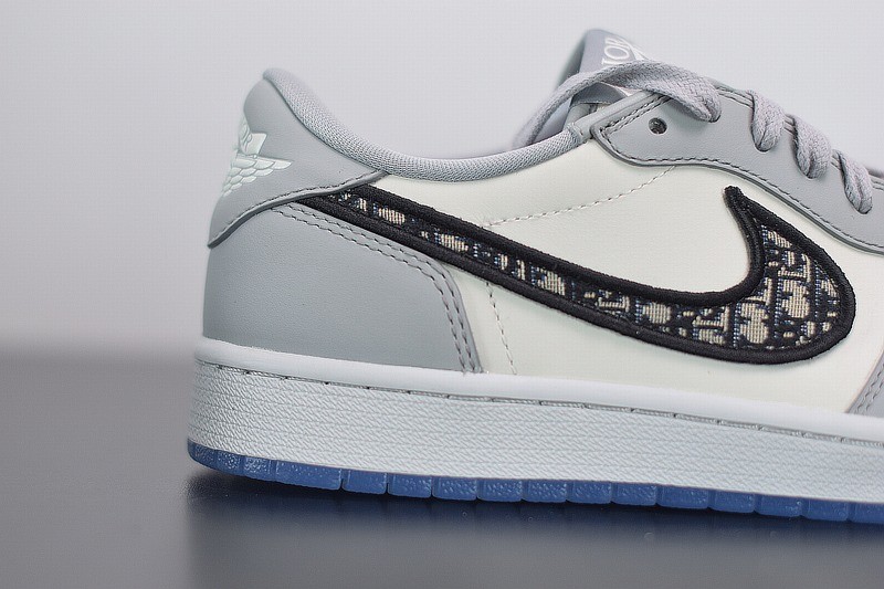 Jordan 1 Retro Low Dior Jordan 1 Retro Low Dior