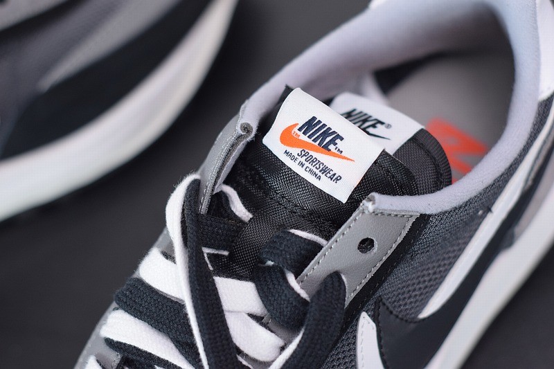 Nike LD Waffle sacai Black Nike LD Waffle sacai Black